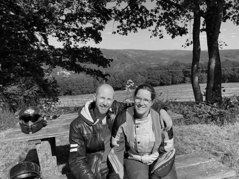 6ad561db-ed05-407f-bacc-2b730a64a30c